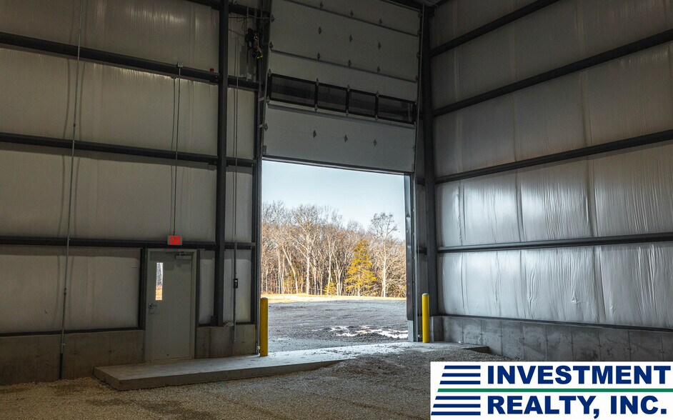 More Photos Of 405 Matlock Dr, Saint James Industrial For Lease