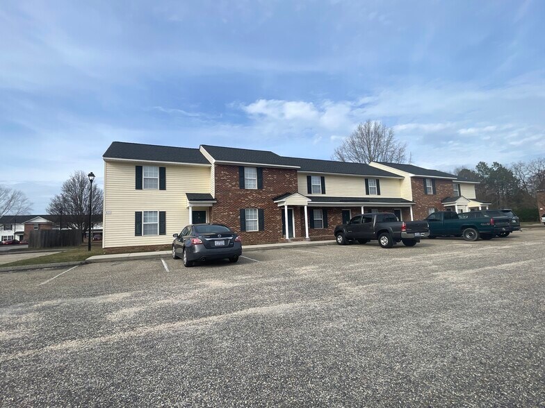 More Photos Of 601 Main St, Lillington Apartments For Sale