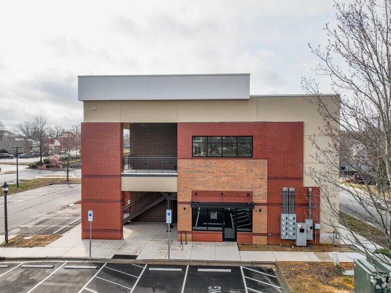 More Photos Of 3038 Driwood Ct, Charlotte Office For Lease