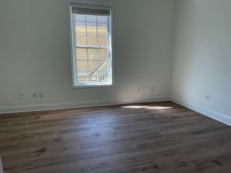 More Photos Of 440 S Peachtree St, Norcross Loft Creative Space For Lease