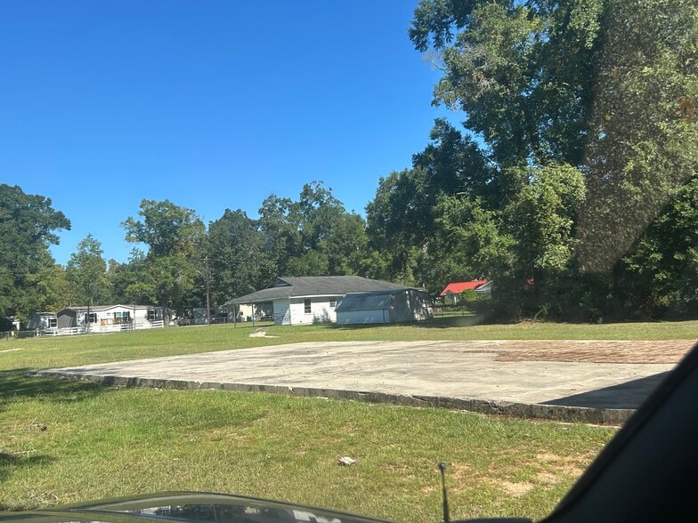 More Photos Of 223 Saraland Blvd S, Saraland Specialty For Sale