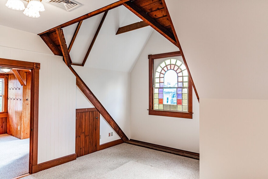 More Photos Of 404 County St, New Bedford Office For Sale