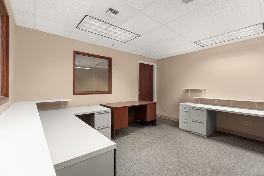 More Photos Of 555 Corporate Dr, Kalispell Medical For Lease