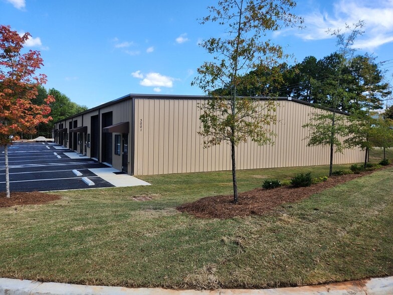 More Photos Of 3001 McCrary Ct, Evans Flex For Lease