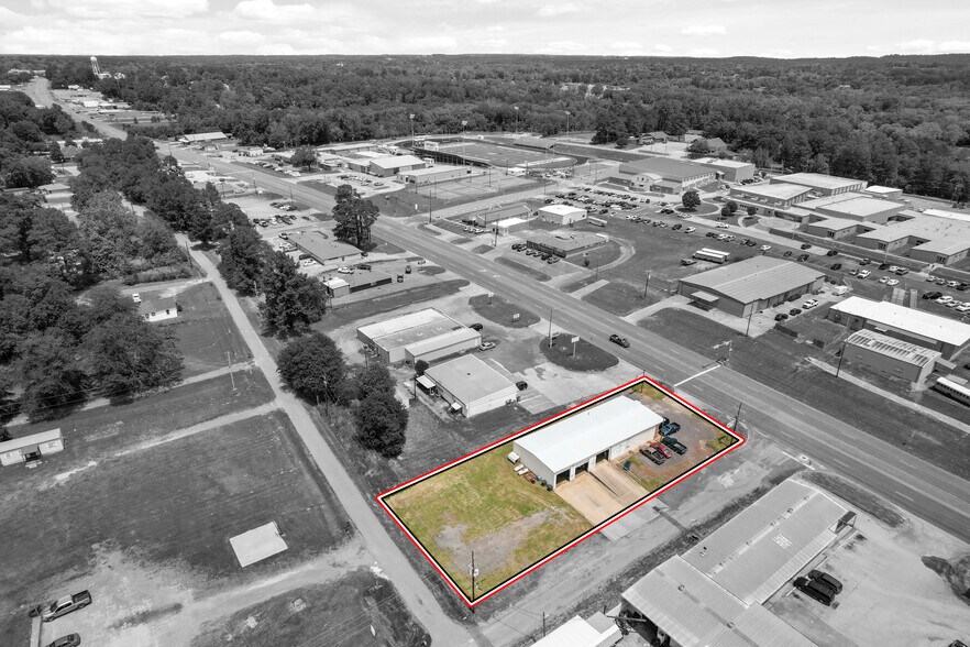 More Photos Of 1416 Linda Dr, Daingerfield Auto Repair For Sale