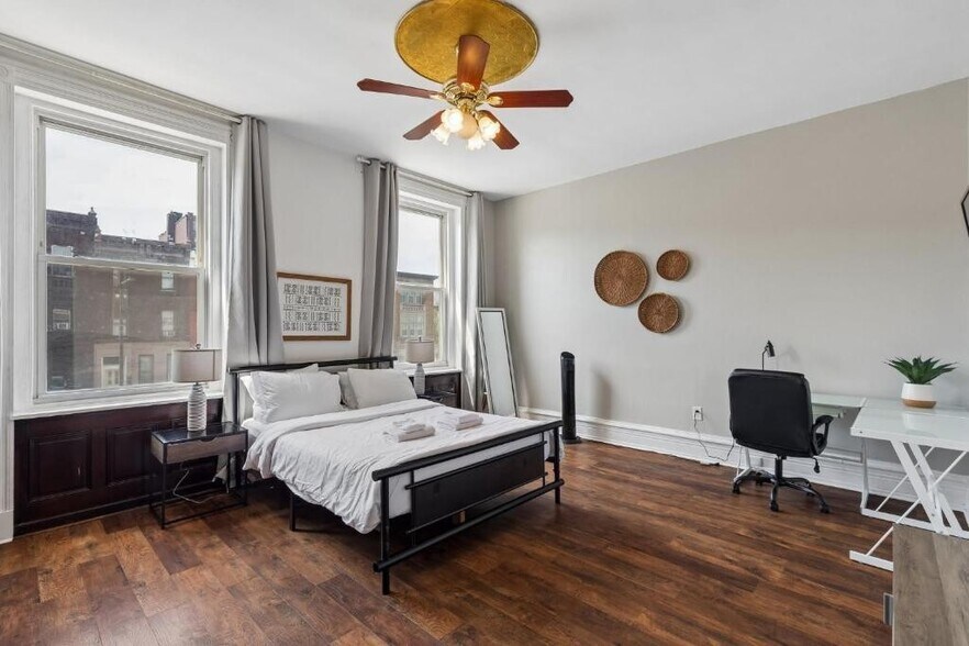 More Photos Of 1611 S Broad St, Philadelphia Specialty For Sale