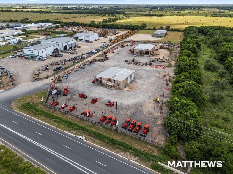 Primary Photo Of 12101 W Interstate 10 W, Marion Warehouse For Lease