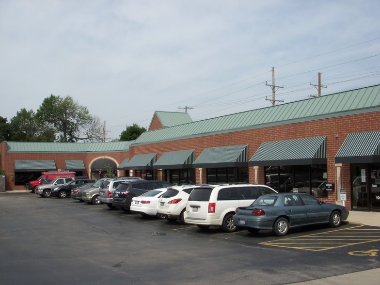 More Photos Of 462 N Park Blvd, Glen Ellyn Unknown For Lease