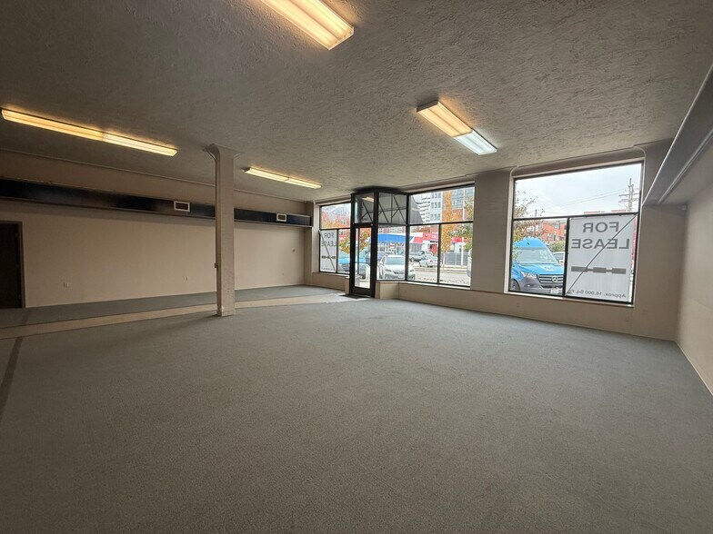 More Photos Of 2812 Rucker Ave, Everett Storefront For Lease