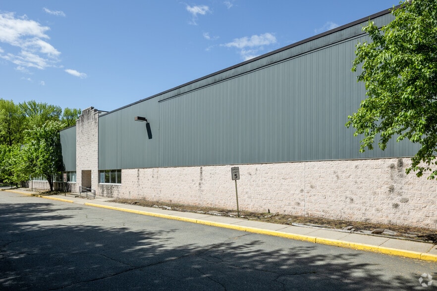 More Photos Of 110 Pomponio Ave, South Plainfield Manufacturing For Sale