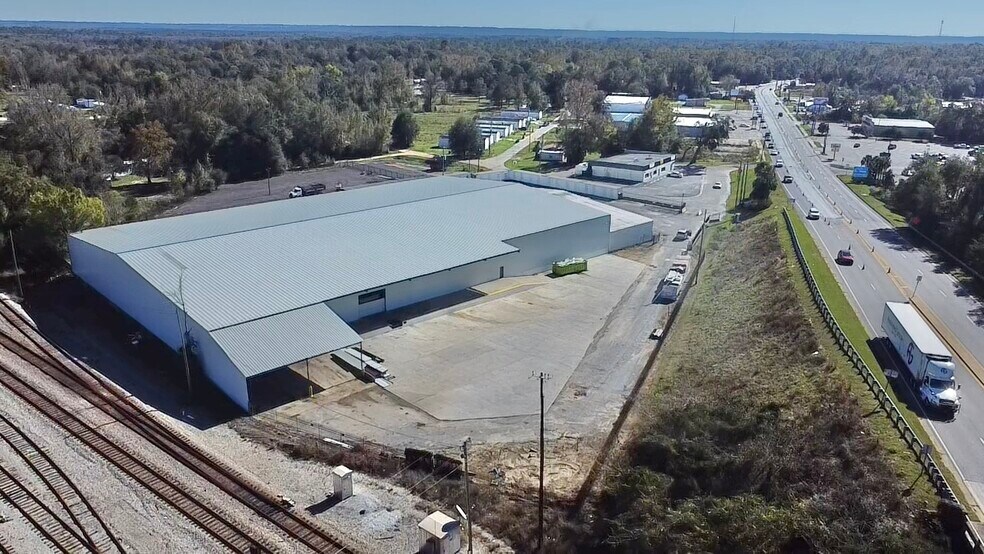 Primary Photo Of 2135 State Line Rd, Flomaton Warehouse For Lease