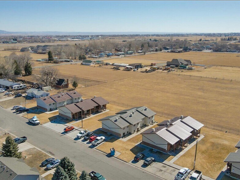 More Photos Of 268-408 1220 South St, Vernal Apartments For Sale