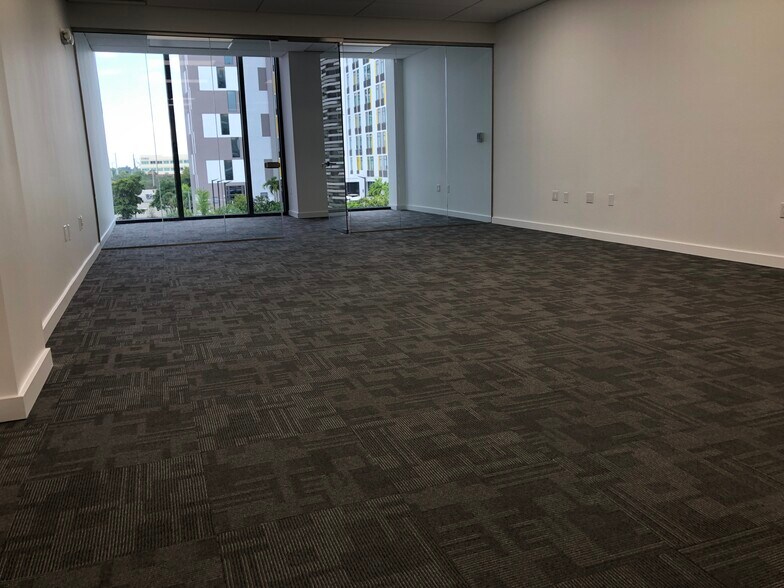 More Photos Of 2980 NE 207th St, Aventura Office Residential For Lease