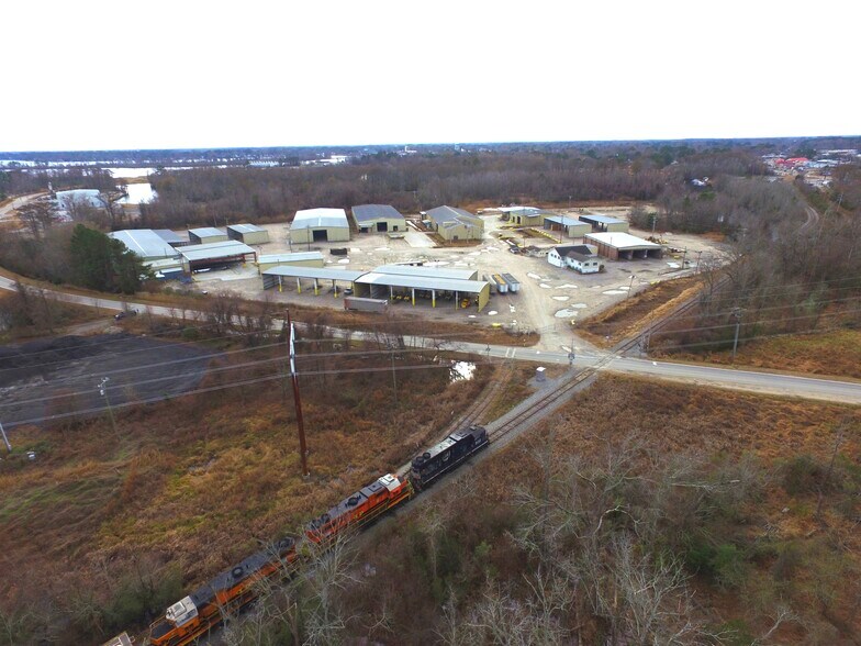 More Photos Of 141 Knobbs Creek Dr, Elizabeth City Industrial For Sale