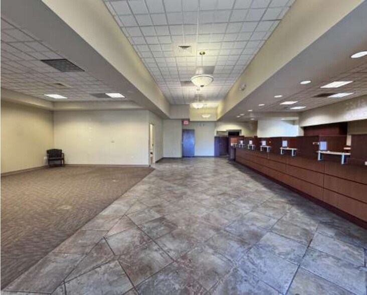 More Photos Of 6392-6512 Westside Rd, Redding Unknown For Lease