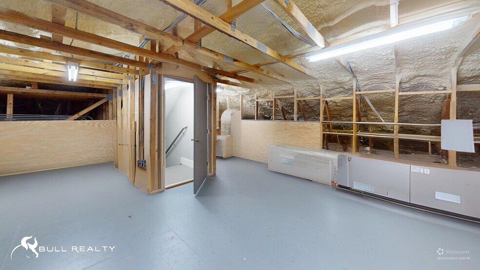 More Photos Of 219 W Boggs St, Lexington Office For Sale