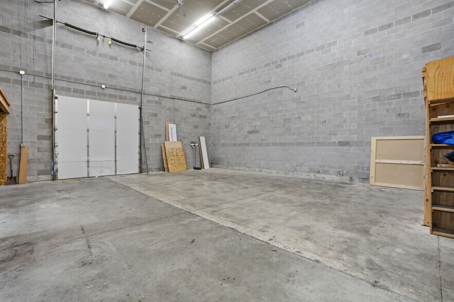 More Photos Of 322 W Griffith Rd, Pocatello Self Storage For Lease