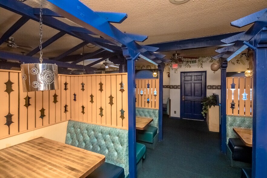 More Photos Of 2200 Mesquite Ave, Lake Havasu City Restaurant For Lease