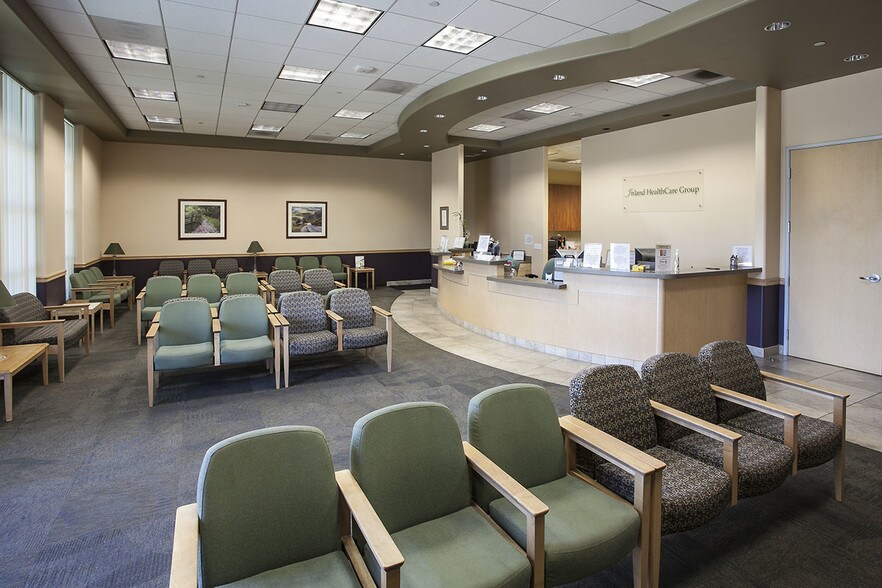 More Photos Of 17051 Sierra Lakes Pky, Fontana Medical For Lease