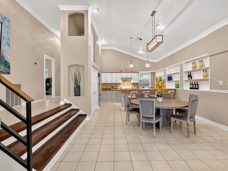 More Photos Of 3500 R O Dr, Spicewood Specialty For Sale