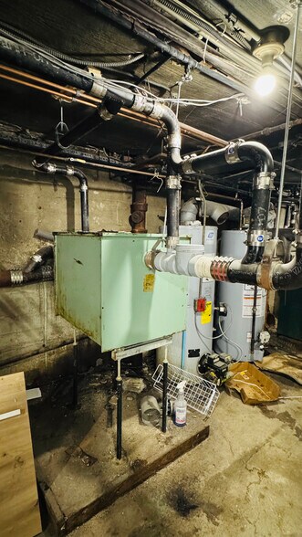 More Photos Of 231 Jericho Tpke, New Hyde Park Storefront Retail Residential For Sale