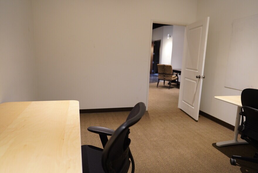 More Photos Of 1487 S Silicon Way, Saint George Freestanding For Lease