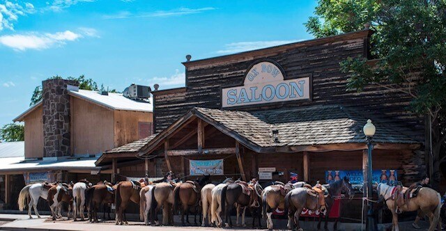 More Photos Of 607 W Main St, Payson Bar For Sale