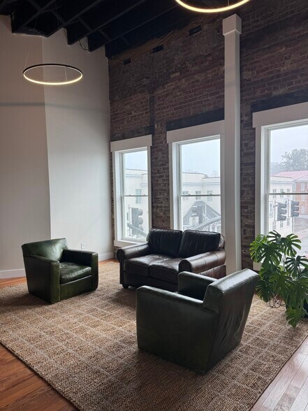 More Photos Of 301 W Main St, Abingdon Coworking Space