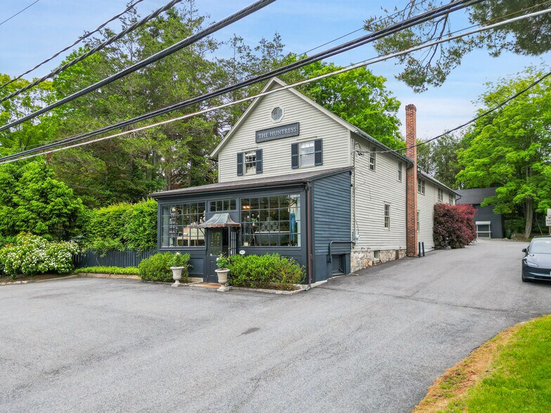 More Photos Of 259 Westchester Ave, Pound Ridge Storefront For Sale