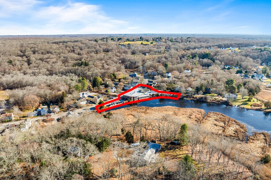 More Photos Of 11 Main St, Mystic Medical For Lease