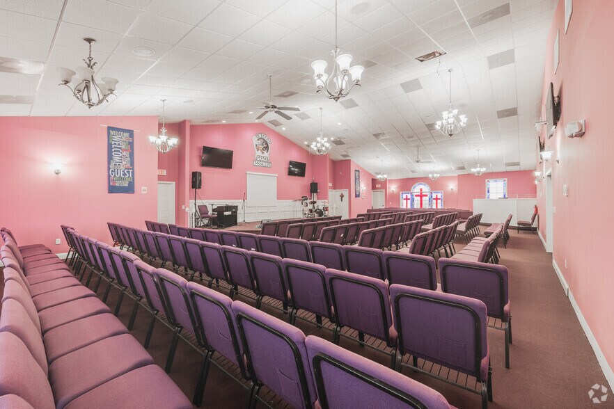More Photos Of 835 Magnolia Rd, Charleston Religious Facility For Sale