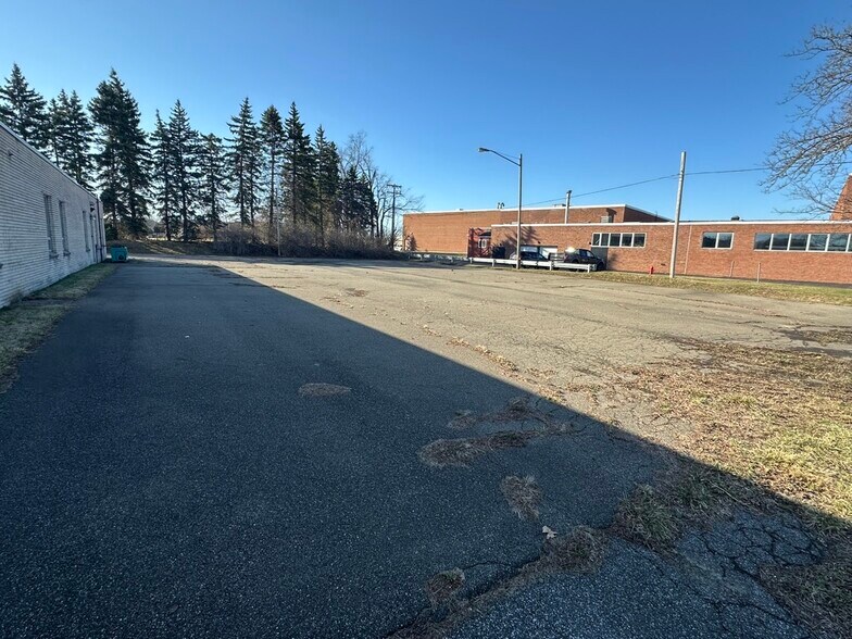 More Photos Of 10273 NY-60, Fredonia Office For Sale