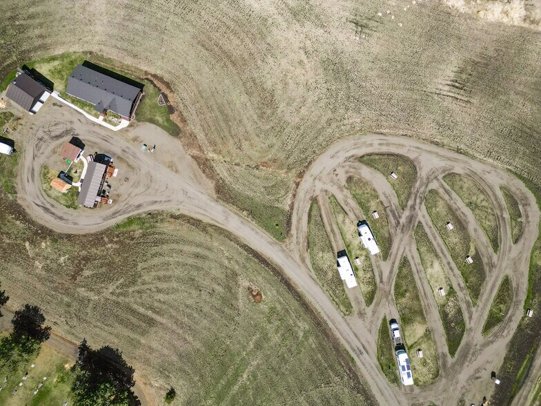 More Photos Of 110 Seubert Heights Dr, Cottonwood Trailer Camper Park For Sale