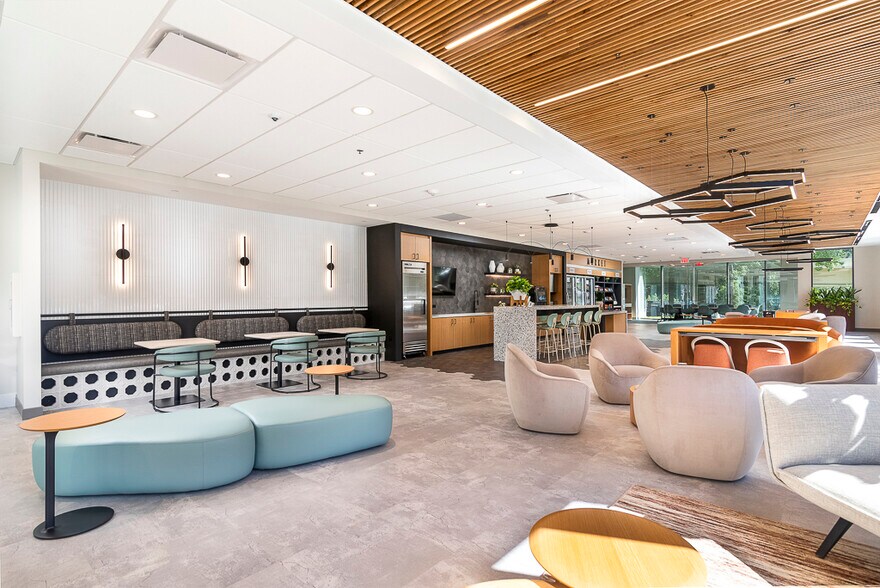 More Photos Of 1850 Parkway Pl, Marietta Office For Lease