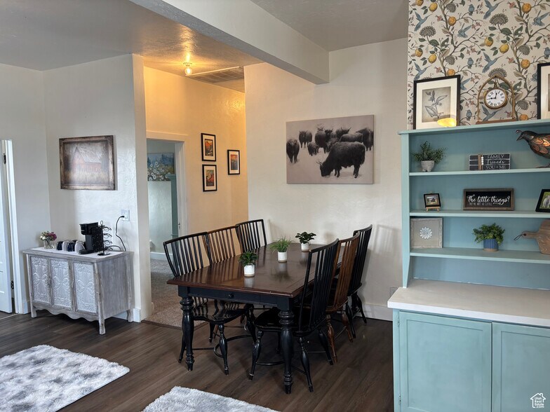 More Photos Of 95 N Main St, Panguitch Restaurant For Sale