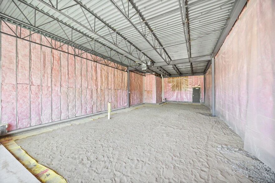 More Photos Of 701 Hwy 55 East, Buffalo Storefront Retail Office For Lease