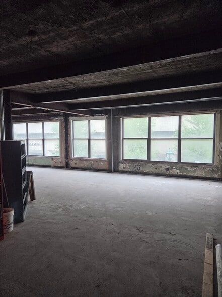More Photos Of 210 E Fayette St, Syracuse Office For Sale