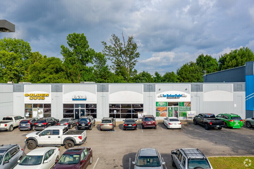 More Photos Of 2411-2425 Edge O Lake Dr, Antioch Storefront For Lease