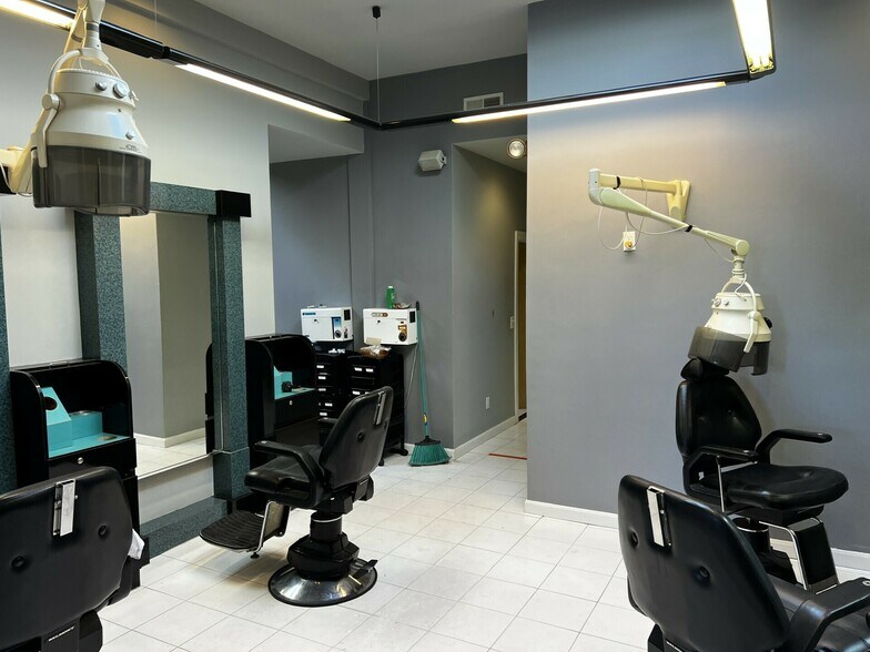 More Photos Of 1625-1639 Hancock St, Quincy General Retail For Sale