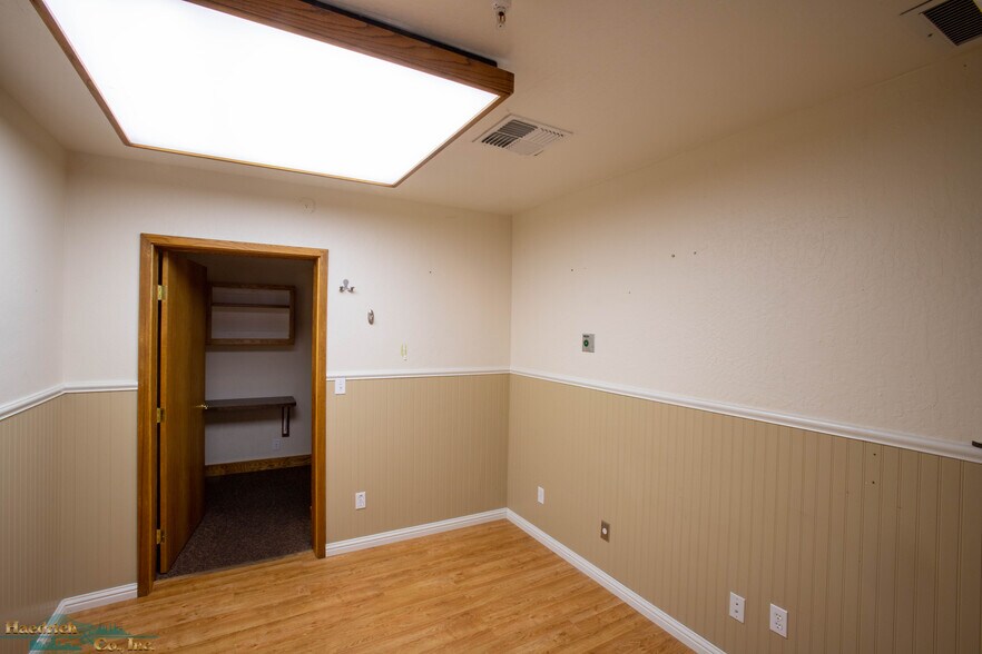 More Photos Of 2650 Edith Ave, Redding Medical For Sale