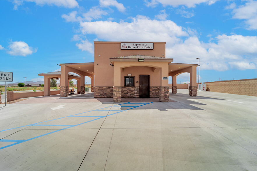 Primary Photo Of 10624 S. Loop blvd, California City Fast Food For Sale