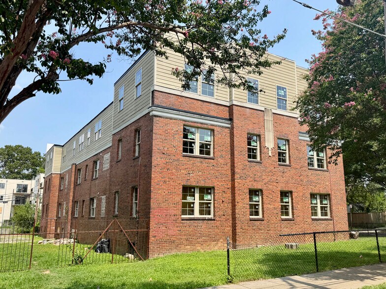 More Photos Of 1525 19th St SE, Washington Apartments For Sale