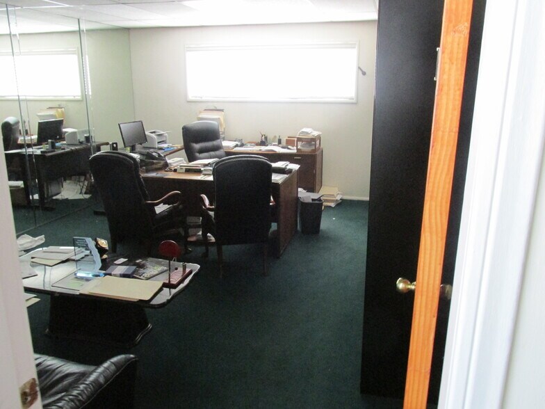 More Photos Of 701-707 N La Brea Ave, Inglewood Medical For Sale