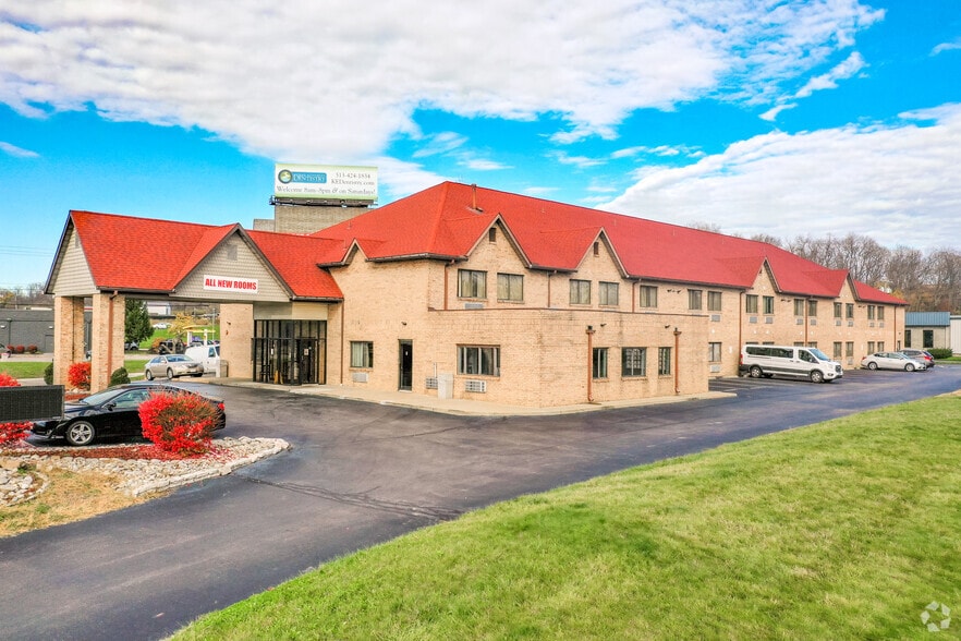 Primary Photo Of 3510 Commerce Dr, Franklin Hotel For Sale