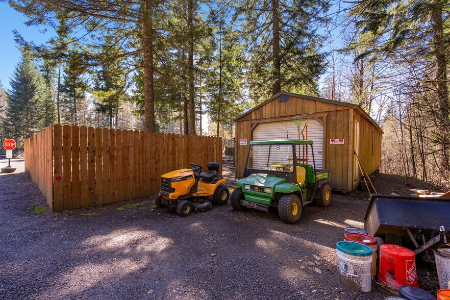 More Photos Of 112 Bylin Rd, Stevenson Trailer Camper Park For Sale