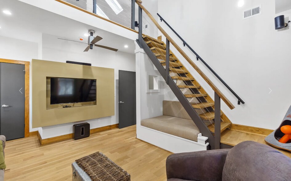 More Photos Of 692 Kirkwood Ave SE, Atlanta Storefront Retail Residential For Sale