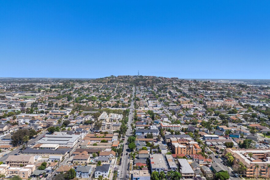 More Photos Of 1600 Junipero Ave, Long Beach Apartments For Sale