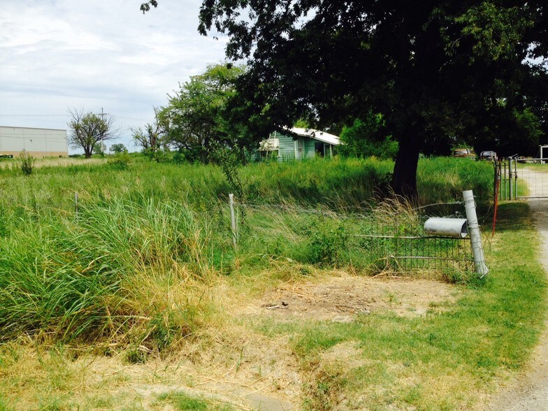 More Photos Of 2317 N 129th East Ave, Tulsa Land For Sale