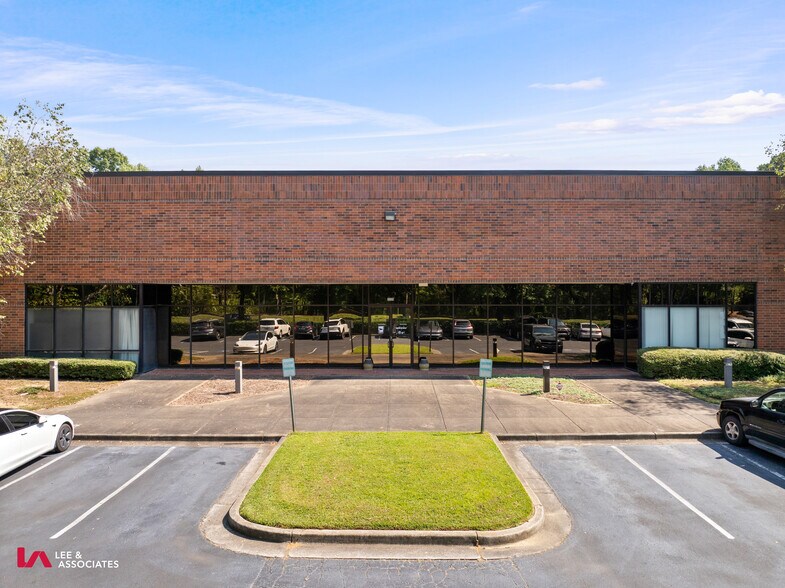 More Photos Of 3025 Northwoods Pky, Peachtree Corners Warehouse For Lease