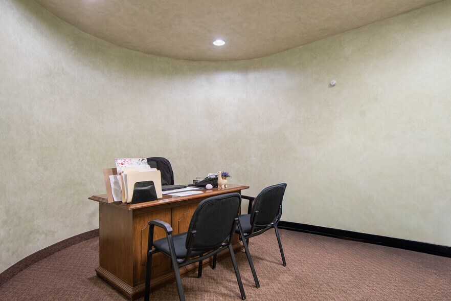 More Photos Of 3027 Aloma Ave, Winter Park Medical For Sale